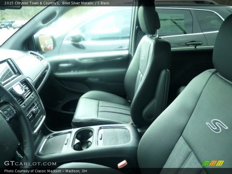 Billet Silver Metallic / S Black 2015 Chrysler Town & Country S