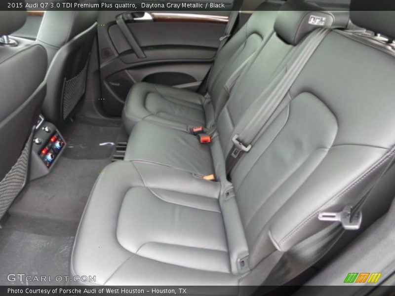 Rear Seat of 2015 Q7 3.0 TDI Premium Plus quattro