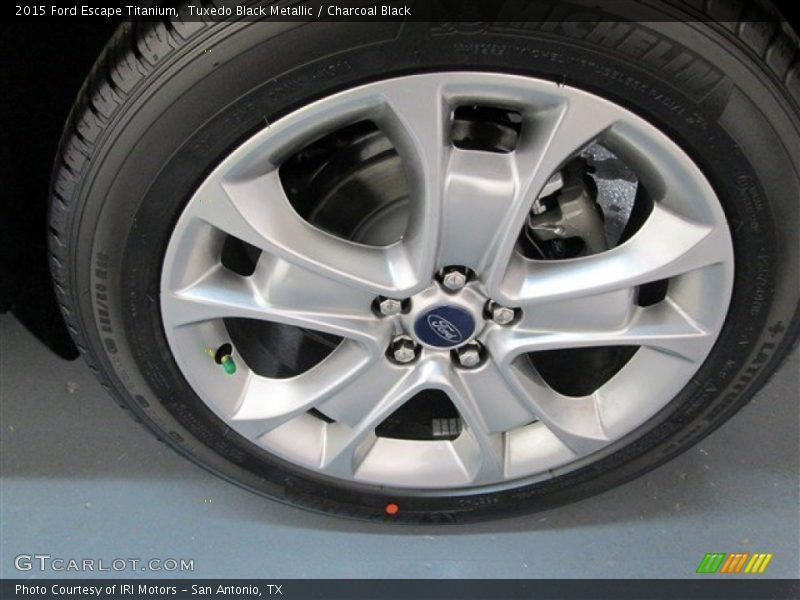 Tuxedo Black Metallic / Charcoal Black 2015 Ford Escape Titanium