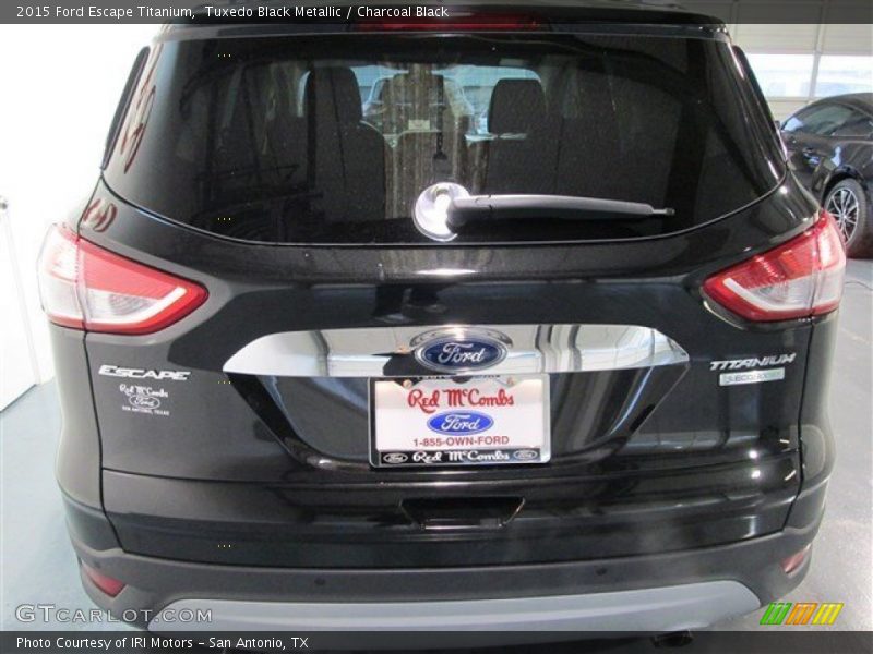 Tuxedo Black Metallic / Charcoal Black 2015 Ford Escape Titanium
