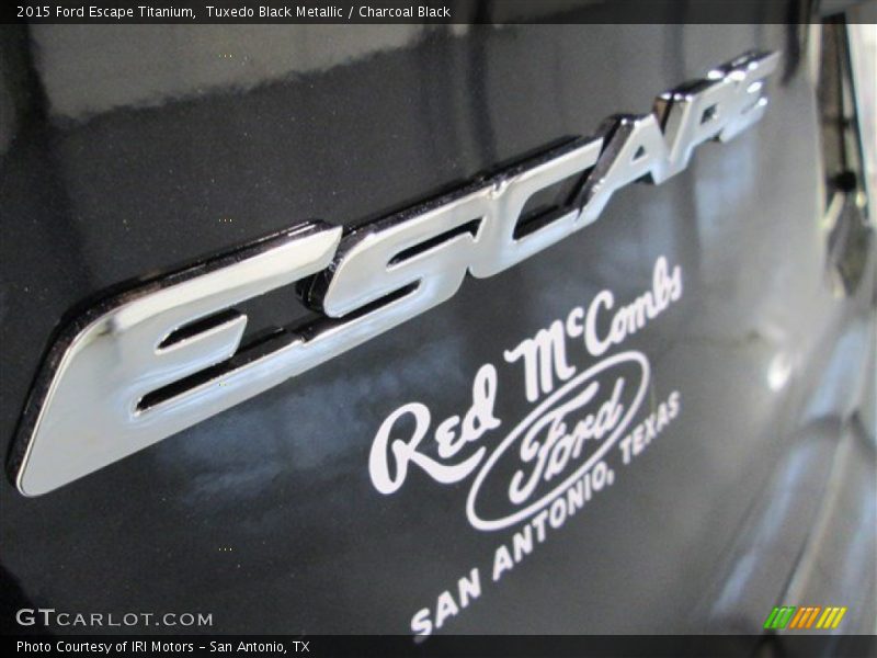 Tuxedo Black Metallic / Charcoal Black 2015 Ford Escape Titanium