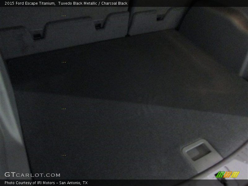 Tuxedo Black Metallic / Charcoal Black 2015 Ford Escape Titanium