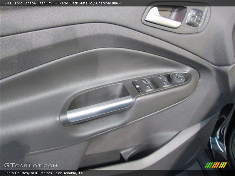 Tuxedo Black Metallic / Charcoal Black 2015 Ford Escape Titanium
