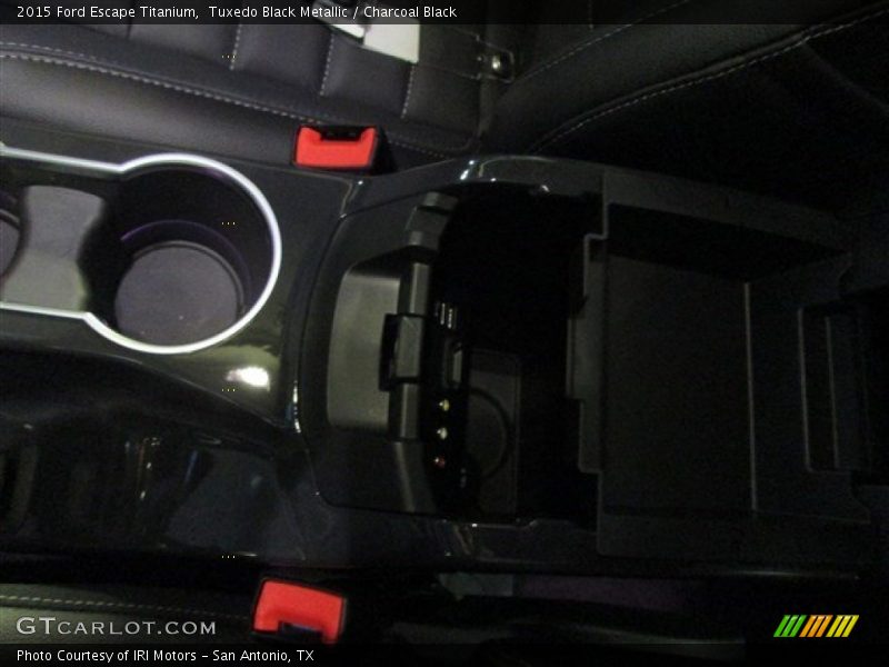 Tuxedo Black Metallic / Charcoal Black 2015 Ford Escape Titanium