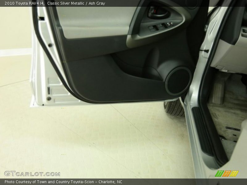 Classic Silver Metallic / Ash Gray 2010 Toyota RAV4 I4