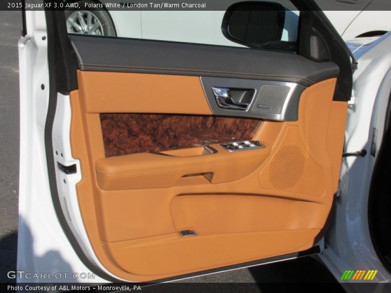 Door Panel of 2015 XF 3.0 AWD