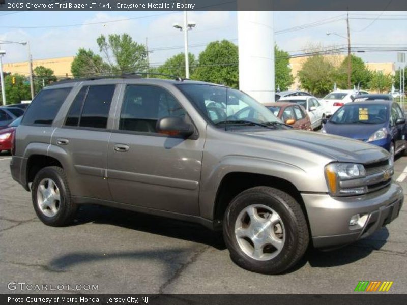 Graystone Metallic / Ebony 2005 Chevrolet TrailBlazer LT 4x4