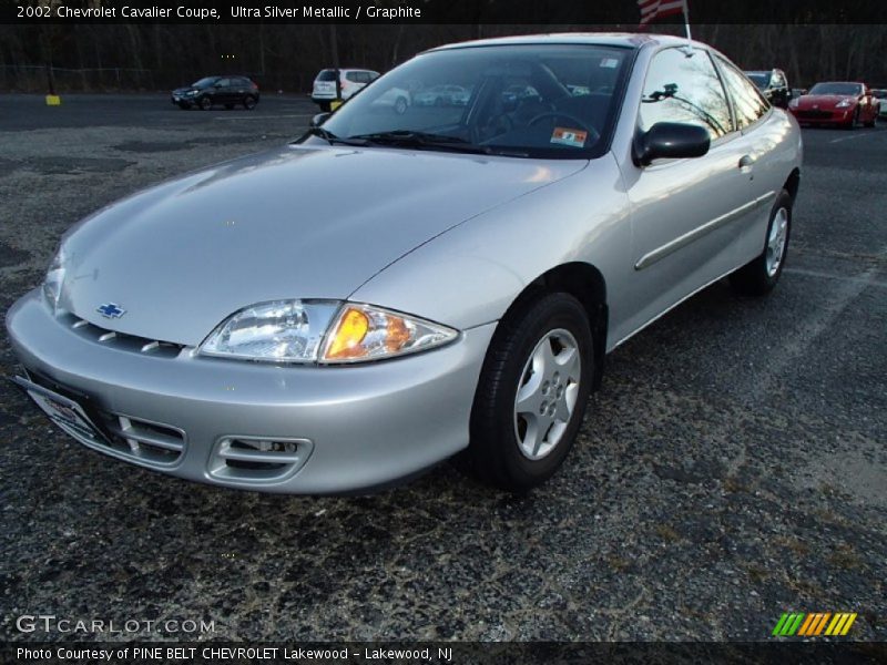 Front 3/4 View of 2002 Cavalier Coupe