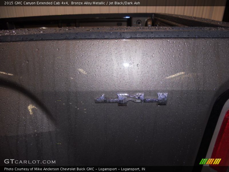 Bronze Alloy Metallic / Jet Black/Dark Ash 2015 GMC Canyon Extended Cab 4x4