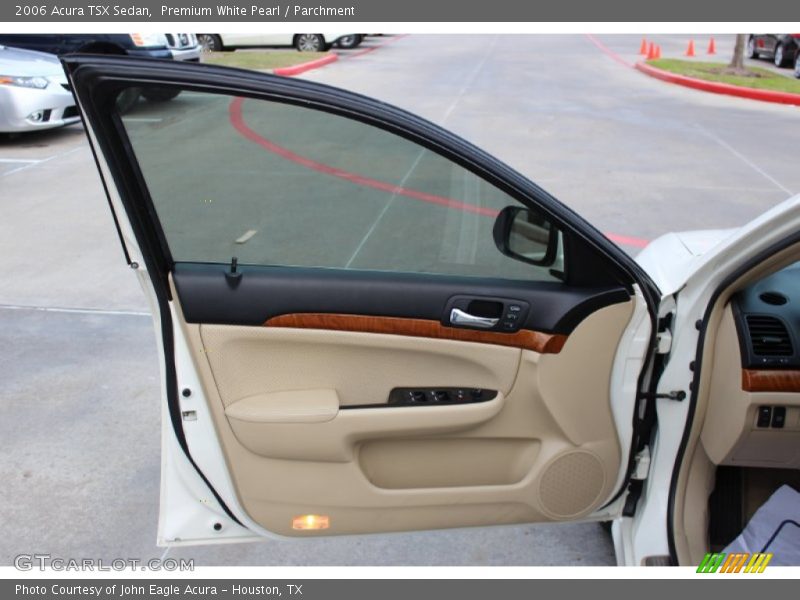 Premium White Pearl / Parchment 2006 Acura TSX Sedan
