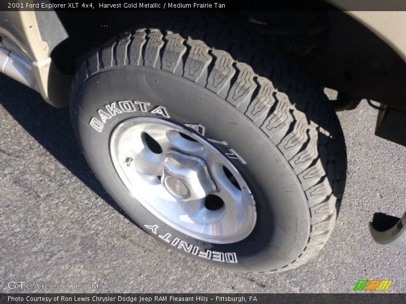 Harvest Gold Metallic / Medium Prairie Tan 2001 Ford Explorer XLT 4x4