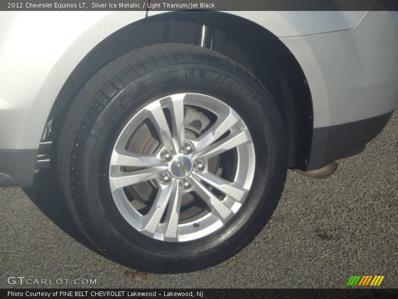 Silver Ice Metallic / Light Titanium/Jet Black 2012 Chevrolet Equinox LT