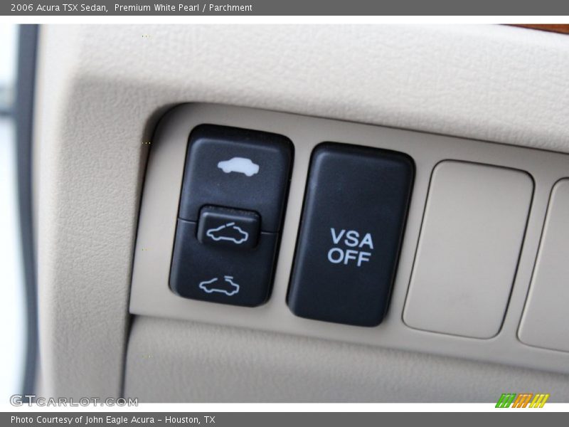 Premium White Pearl / Parchment 2006 Acura TSX Sedan
