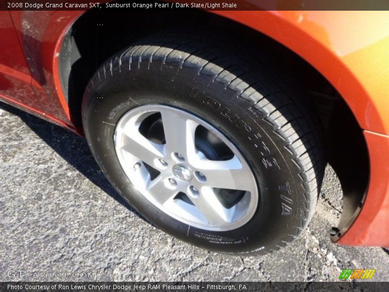 Sunburst Orange Pearl / Dark Slate/Light Shale 2008 Dodge Grand Caravan SXT