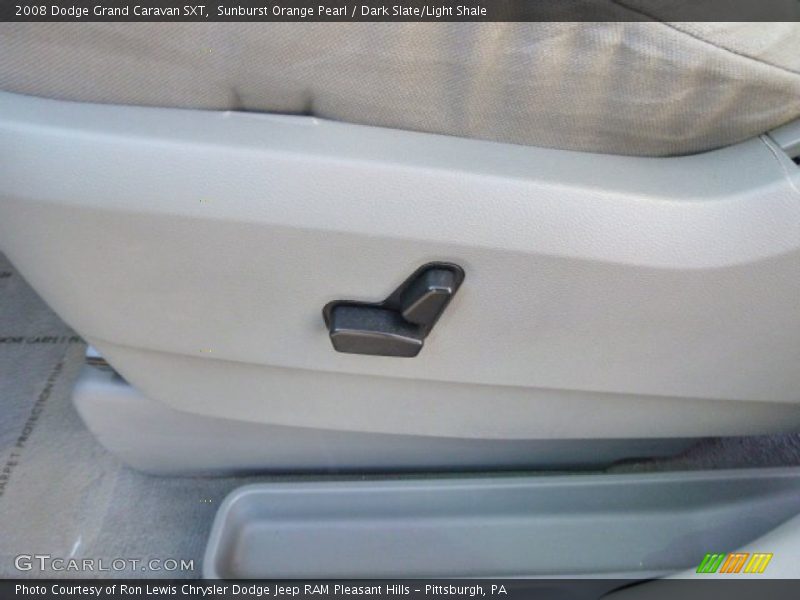 Sunburst Orange Pearl / Dark Slate/Light Shale 2008 Dodge Grand Caravan SXT
