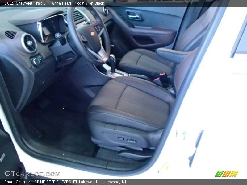 White Pearl Tricoat / Jet Black 2015 Chevrolet Trax LT