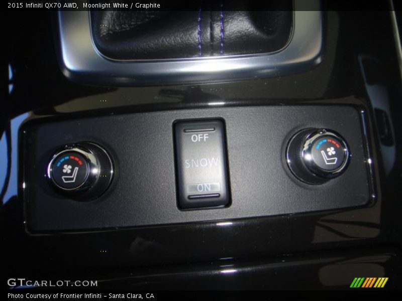 Moonlight White / Graphite 2015 Infiniti QX70 AWD