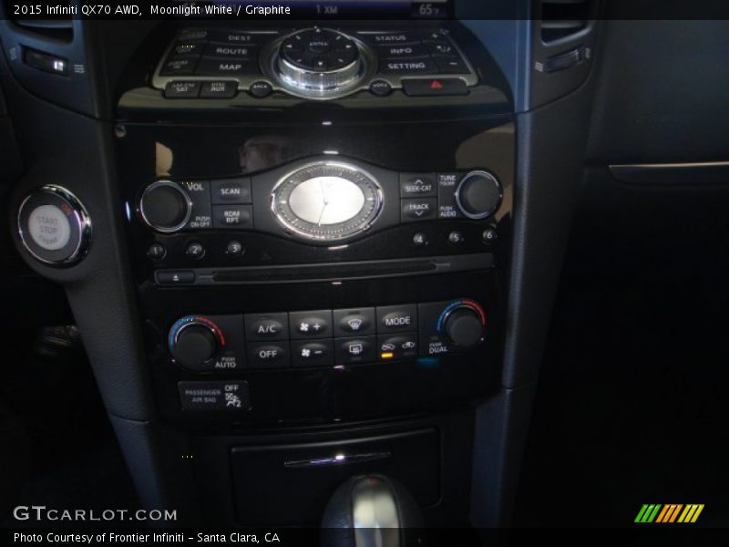 Moonlight White / Graphite 2015 Infiniti QX70 AWD