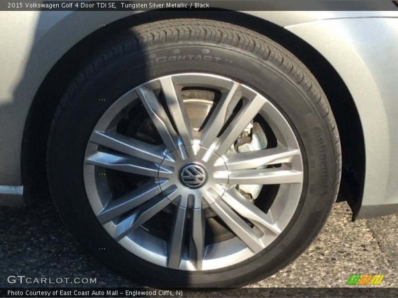 Tungsten Silver Metallic / Black 2015 Volkswagen Golf 4 Door TDI SE