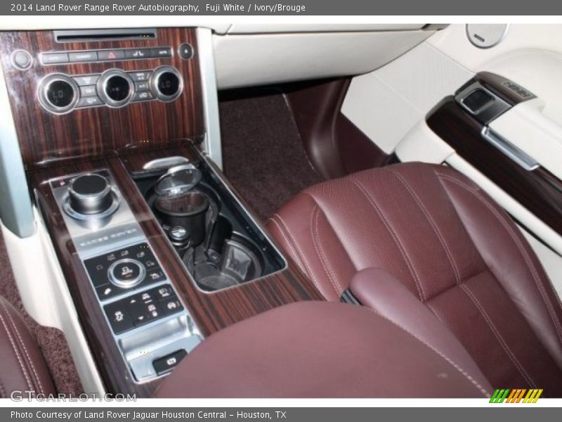 Front Seat of 2014 Range Rover Autobiography