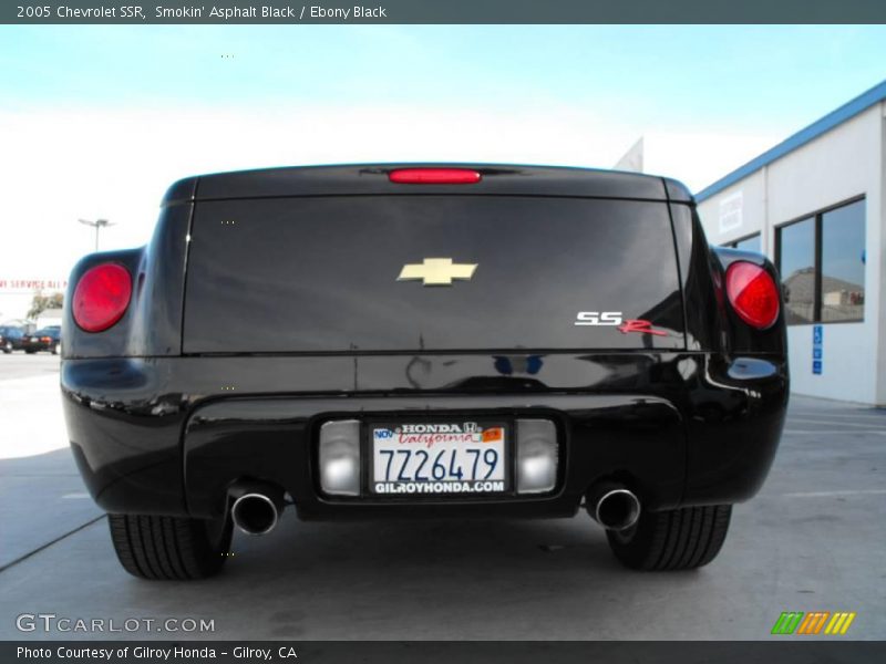 Smokin' Asphalt Black / Ebony Black 2005 Chevrolet SSR