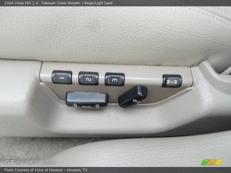 Platinum Green Metallic / Beige/Light Sand 2004 Volvo S60 2.4