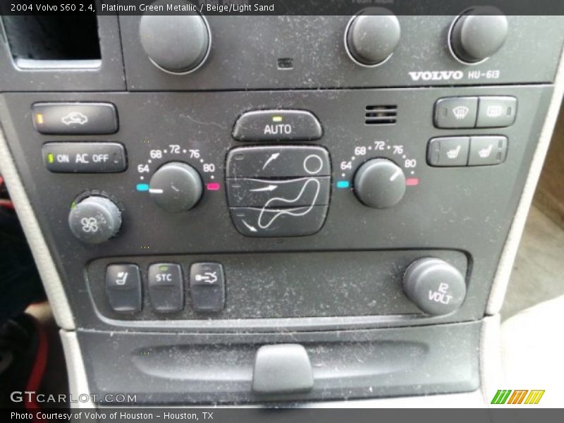 Platinum Green Metallic / Beige/Light Sand 2004 Volvo S60 2.4