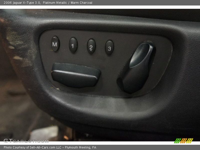 Platinum Metallic / Warm Charcoal 2006 Jaguar X-Type 3.0