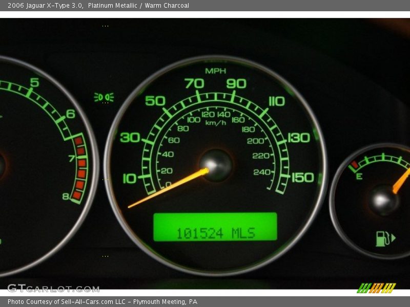 Platinum Metallic / Warm Charcoal 2006 Jaguar X-Type 3.0