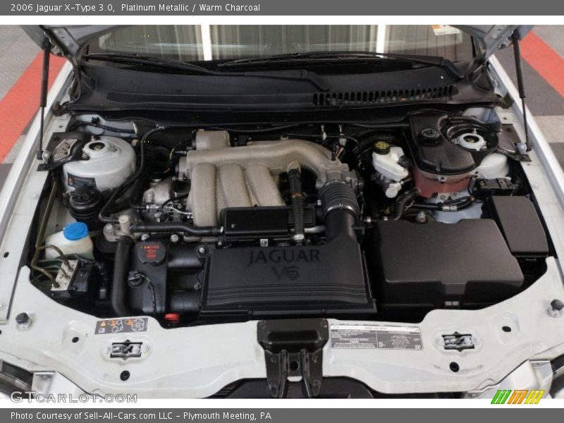 Platinum Metallic / Warm Charcoal 2006 Jaguar X-Type 3.0