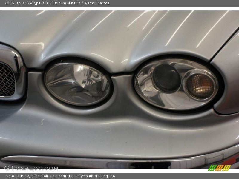 Platinum Metallic / Warm Charcoal 2006 Jaguar X-Type 3.0