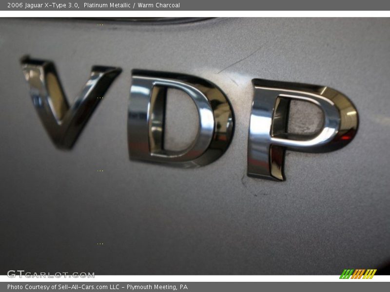 Platinum Metallic / Warm Charcoal 2006 Jaguar X-Type 3.0