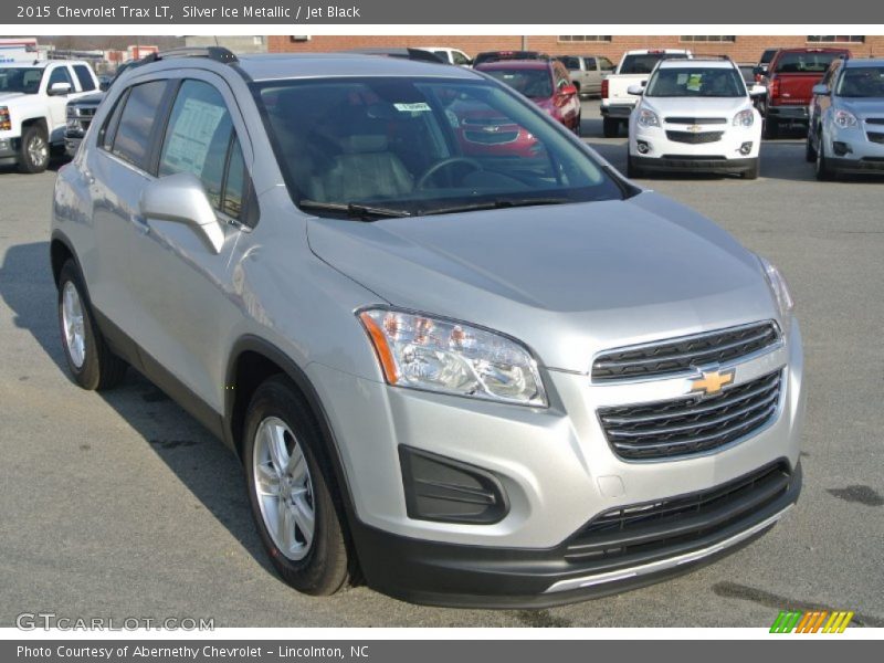 Silver Ice Metallic / Jet Black 2015 Chevrolet Trax LT