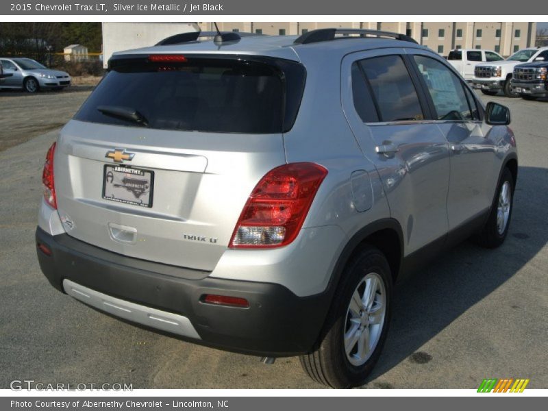 Silver Ice Metallic / Jet Black 2015 Chevrolet Trax LT