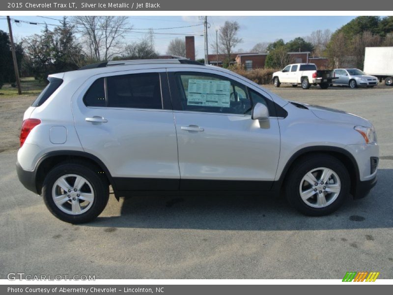 Silver Ice Metallic / Jet Black 2015 Chevrolet Trax LT
