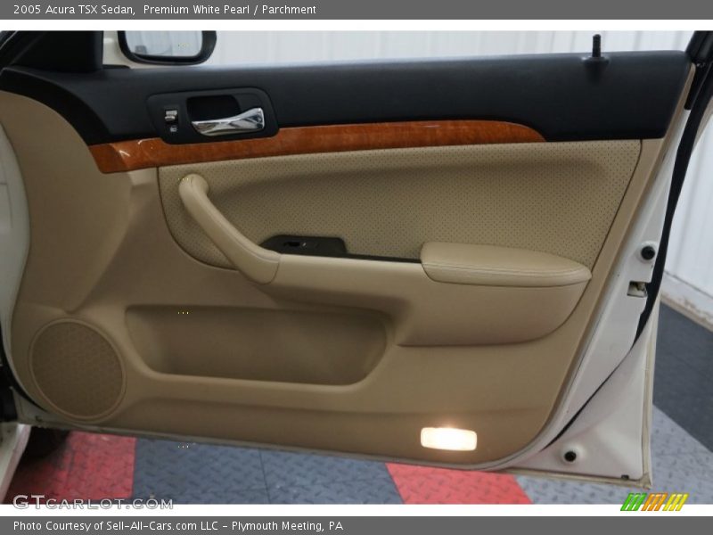 Premium White Pearl / Parchment 2005 Acura TSX Sedan