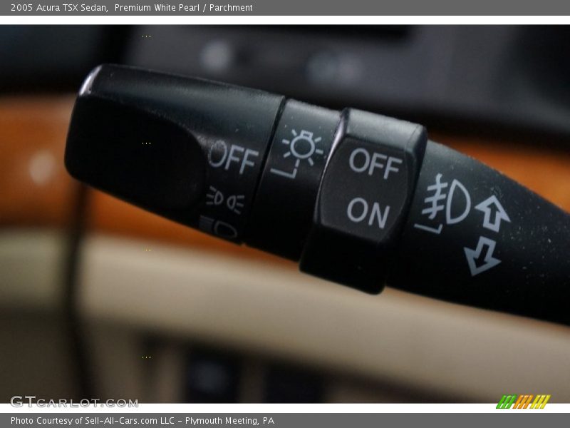 Premium White Pearl / Parchment 2005 Acura TSX Sedan
