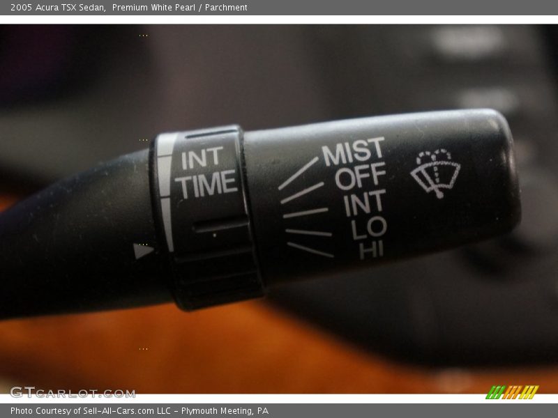 Premium White Pearl / Parchment 2005 Acura TSX Sedan