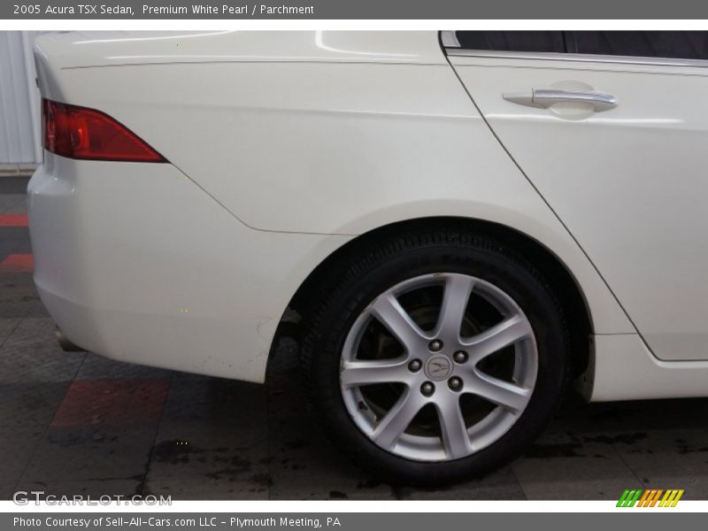 Premium White Pearl / Parchment 2005 Acura TSX Sedan