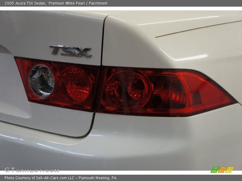 Premium White Pearl / Parchment 2005 Acura TSX Sedan