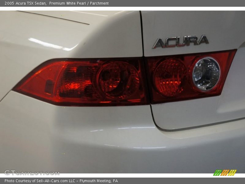 Premium White Pearl / Parchment 2005 Acura TSX Sedan