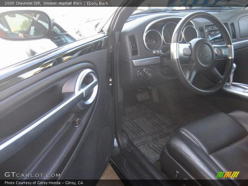 Smokin' Asphalt Black / Ebony Black 2005 Chevrolet SSR