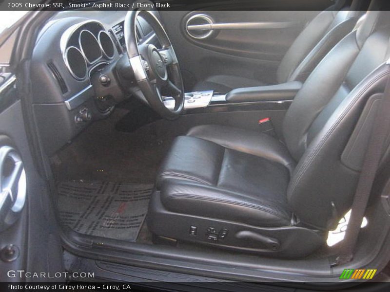 Smokin' Asphalt Black / Ebony Black 2005 Chevrolet SSR