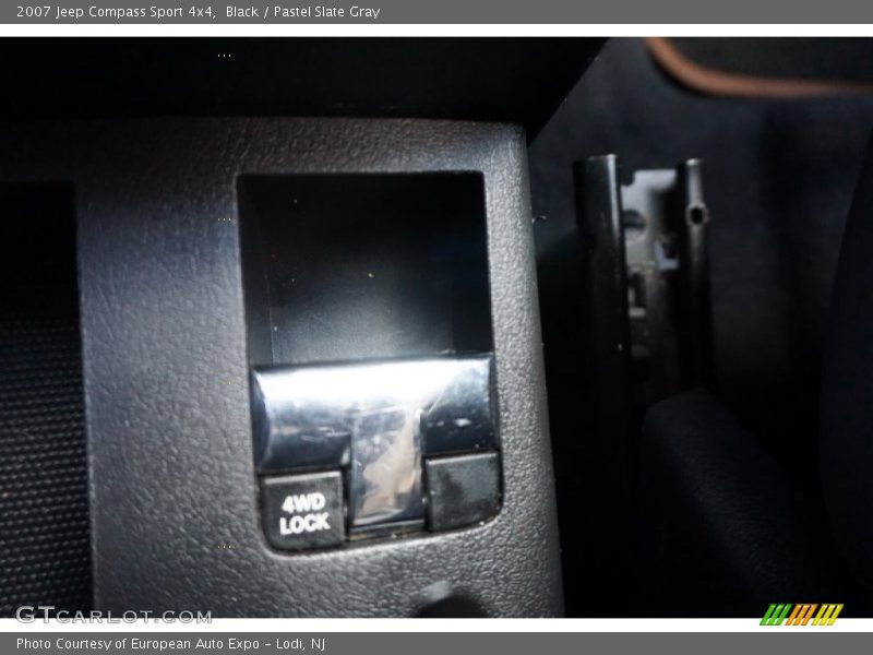 Black / Pastel Slate Gray 2007 Jeep Compass Sport 4x4