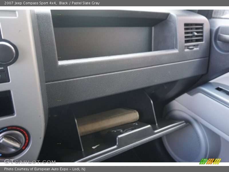 Black / Pastel Slate Gray 2007 Jeep Compass Sport 4x4