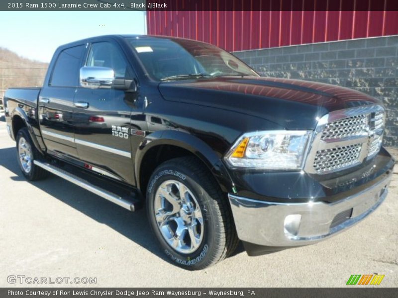 Front 3/4 View of 2015 1500 Laramie Crew Cab 4x4