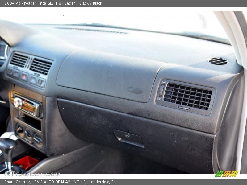Black / Black 2004 Volkswagen Jetta GLS 1.8T Sedan