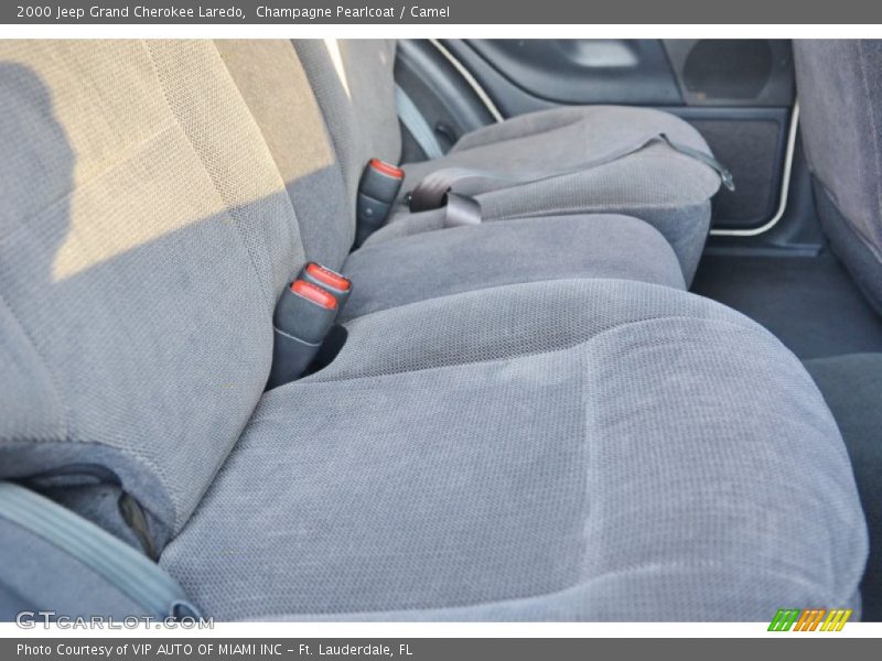 Champagne Pearlcoat / Camel 2000 Jeep Grand Cherokee Laredo
