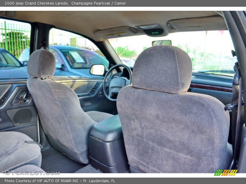 Champagne Pearlcoat / Camel 2000 Jeep Grand Cherokee Laredo