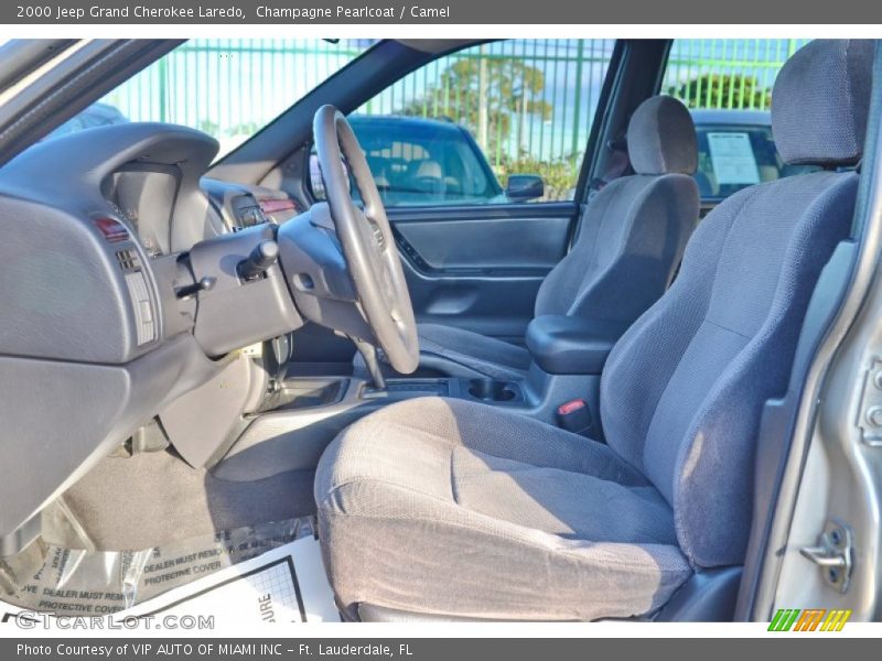 Champagne Pearlcoat / Camel 2000 Jeep Grand Cherokee Laredo
